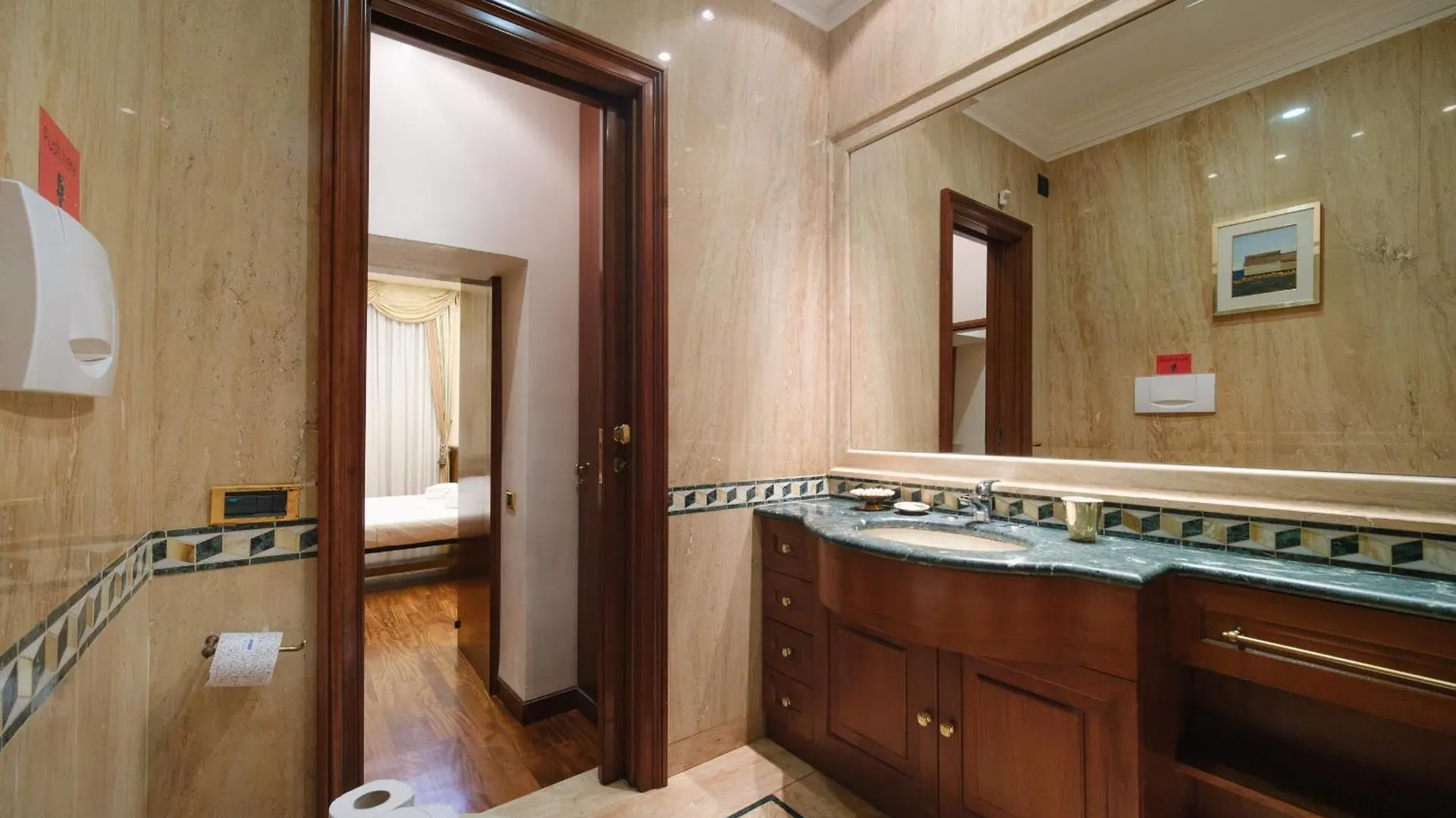 Apartment Spanish Steps Retreat Buddyrent Rome Italy